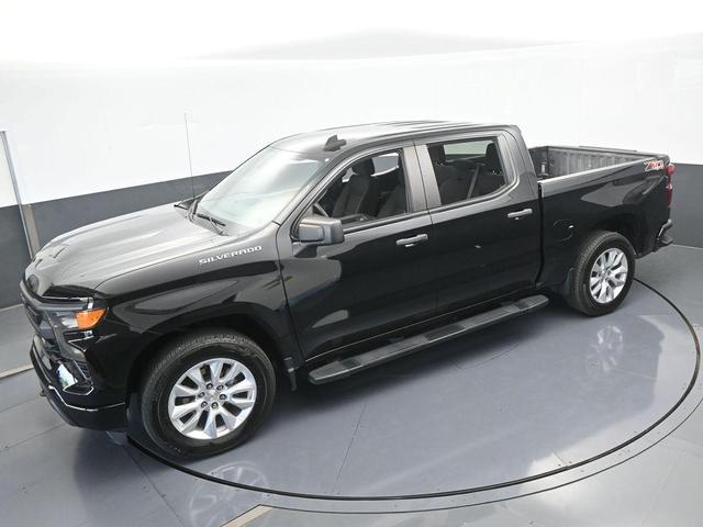 Photo of 2023 Black Chevrolet Silverado 1500