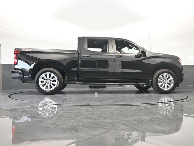 Photo of 2023 Black Chevrolet Silverado 1500