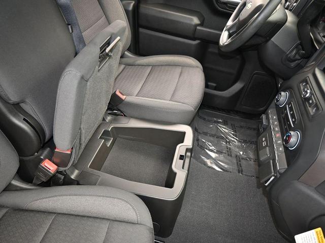 Photo of 2023 Black Chevrolet Silverado 1500