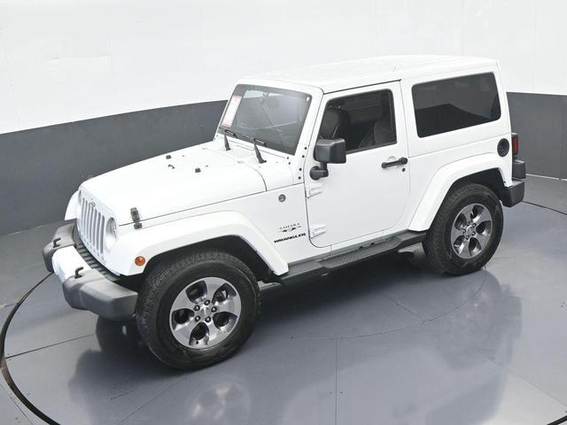 Photo of 2016 Bright White Clearcoat Jeep Wrangler