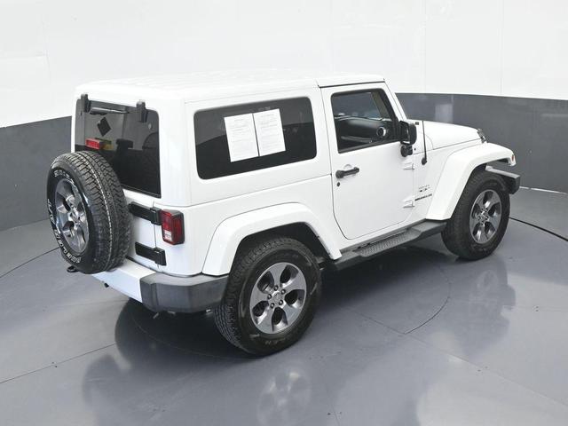 Photo of 2016 Bright White Clearcoat Jeep Wrangler