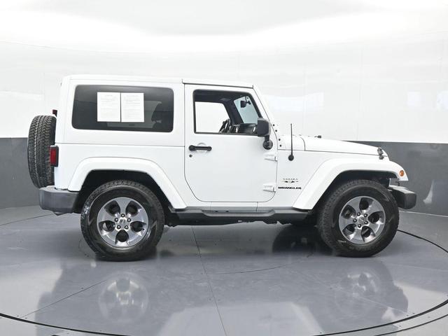 Photo of 2016 Bright White Clearcoat Jeep Wrangler
