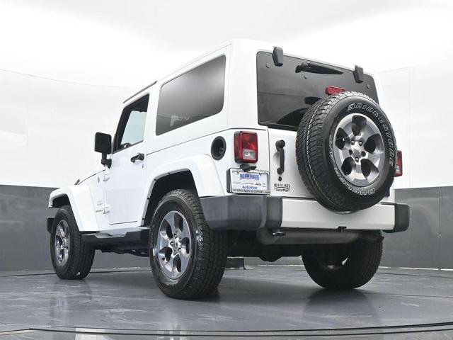 Photo of 2016 Bright White Clearcoat Jeep Wrangler