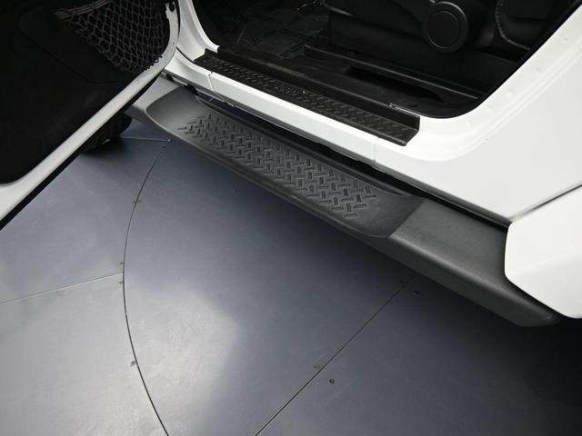 Photo of 2016 Bright White Clearcoat Jeep Wrangler