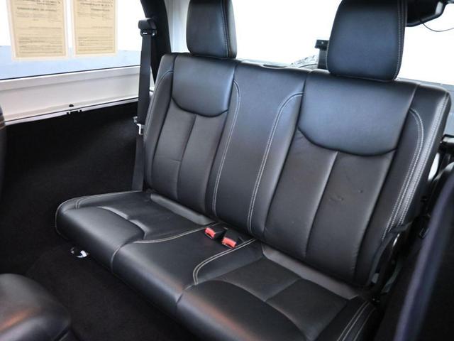 Photo of 2016 Bright White Clearcoat Jeep Wrangler
