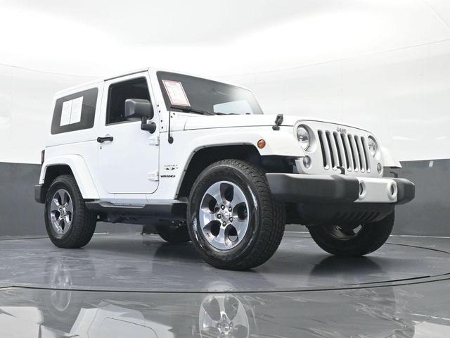 Photo of 2016 Bright White Clearcoat Jeep Wrangler