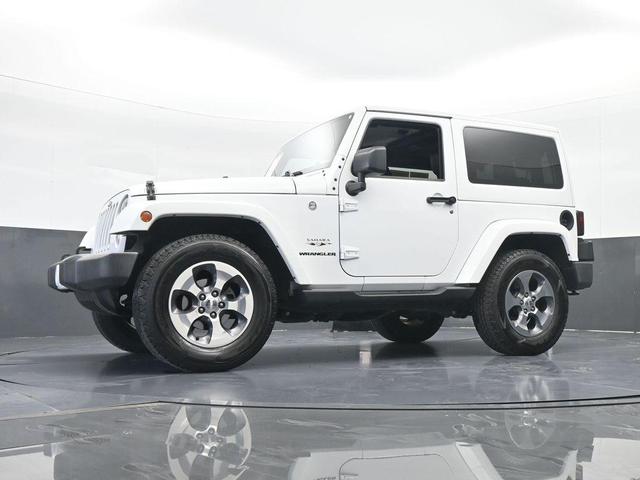 Photo of 2016 Bright White Clearcoat Jeep Wrangler