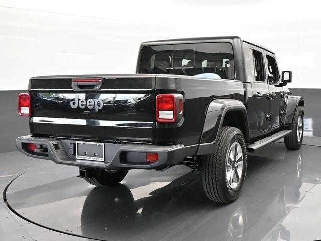 Photo of 2024 Black Clearcoat Jeep Gladiator