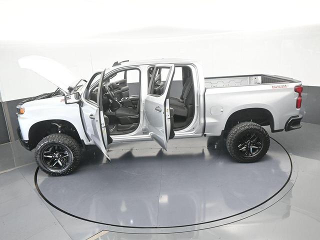 Photo of 2021 Silver Ice Metallic Chevrolet Silverado 1500