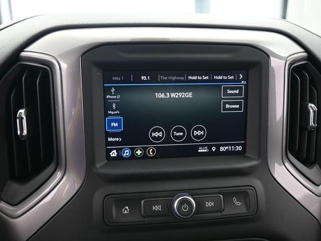Photo of 2021 Silver Ice Metallic Chevrolet Silverado 1500