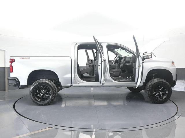 Photo of 2021 Silver Ice Metallic Chevrolet Silverado 1500