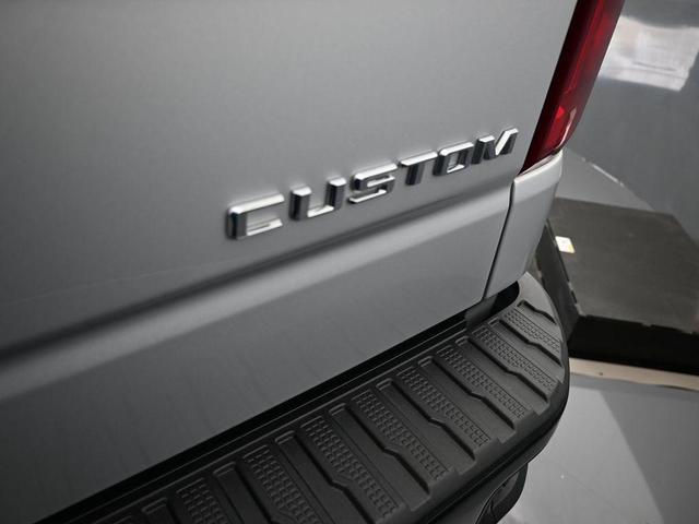 Photo of 2021 Silver Ice Metallic Chevrolet Silverado 1500