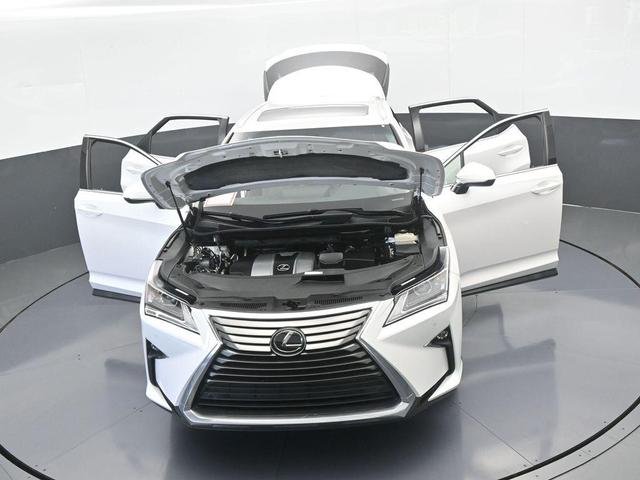 Photo of 2018 Ultra White Lexus RX 350