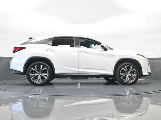 Photo of 2018 Ultra White Lexus RX 350