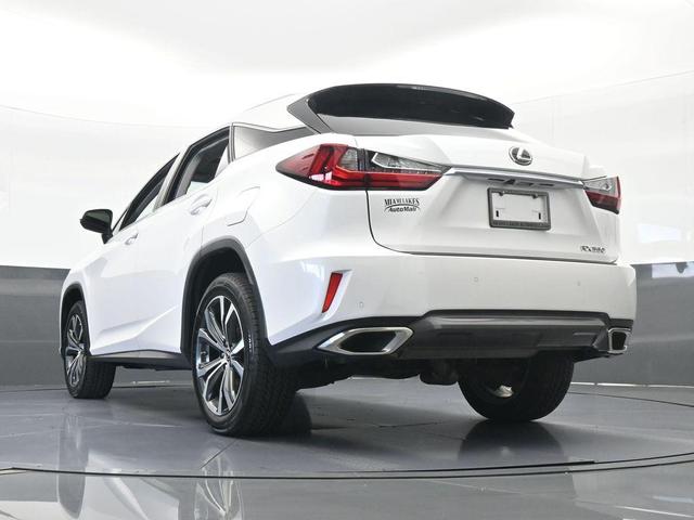 Photo of 2018 Ultra White Lexus RX 350