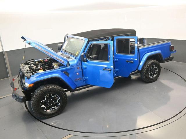 Photo of 2023 Hydro Blue Pearlcoat Jeep Gladiator