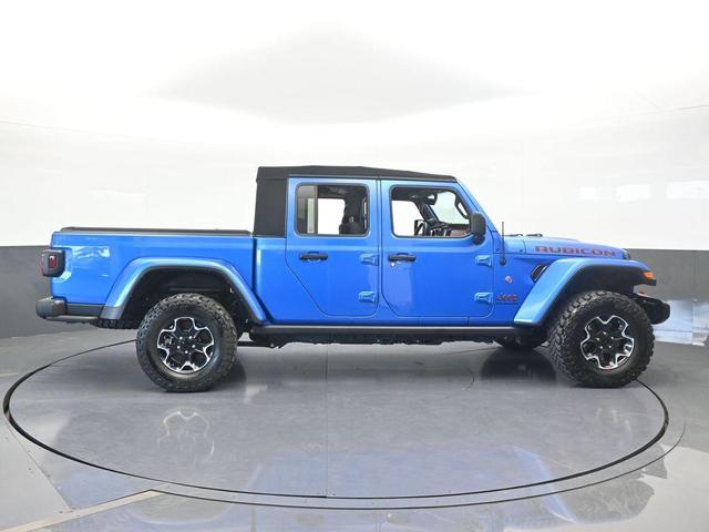 Photo of 2023 Hydro Blue Pearlcoat Jeep Gladiator
