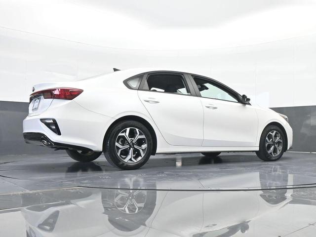 Photo of 2021 Snow White Pearl Kia Forte
