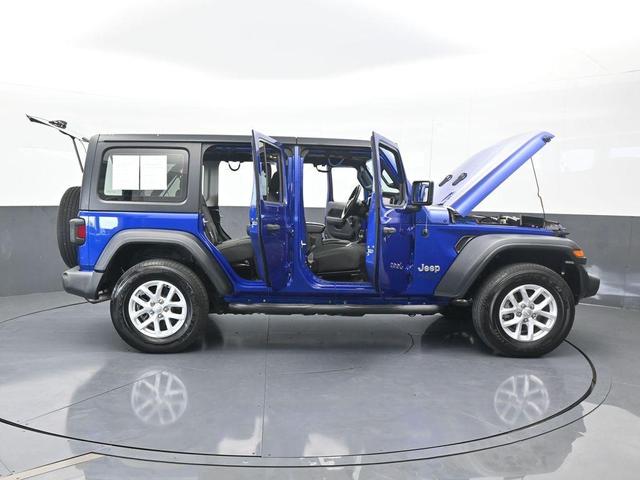 Photo of 2019 Ocean Blue Metallic Jeep Wrangler Unlimited