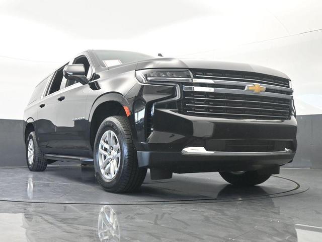 Photo of 2023 Black Chevrolet Suburban