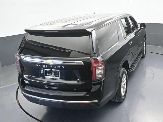 Photo of 2023 Black Chevrolet Suburban
