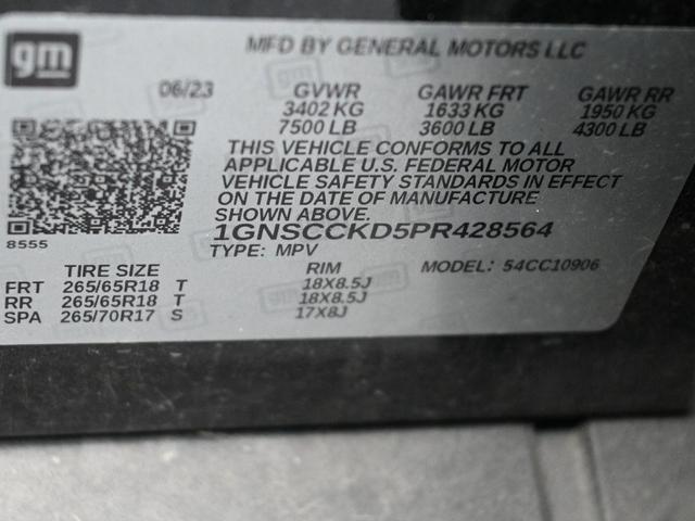 Photo of 2023 Black Chevrolet Suburban