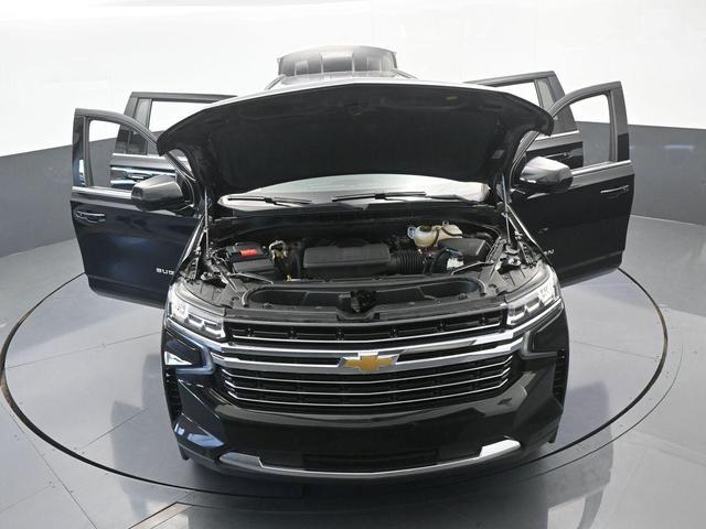 Photo of 2023 Black Chevrolet Suburban