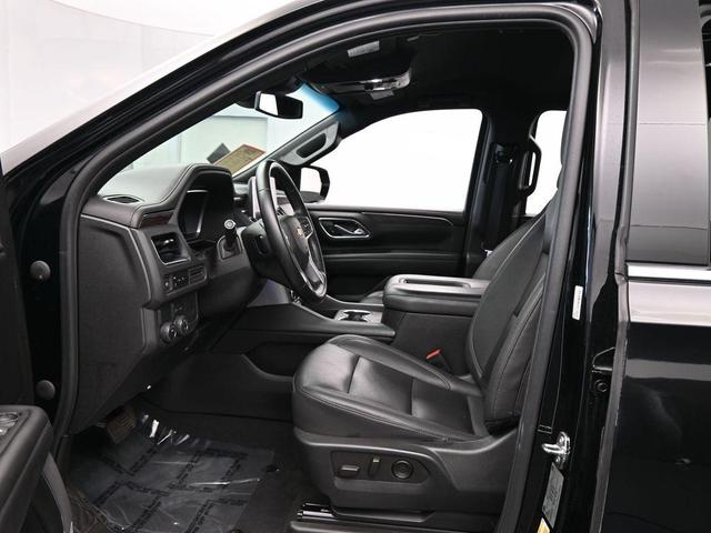 Photo of 2023 Black Chevrolet Suburban