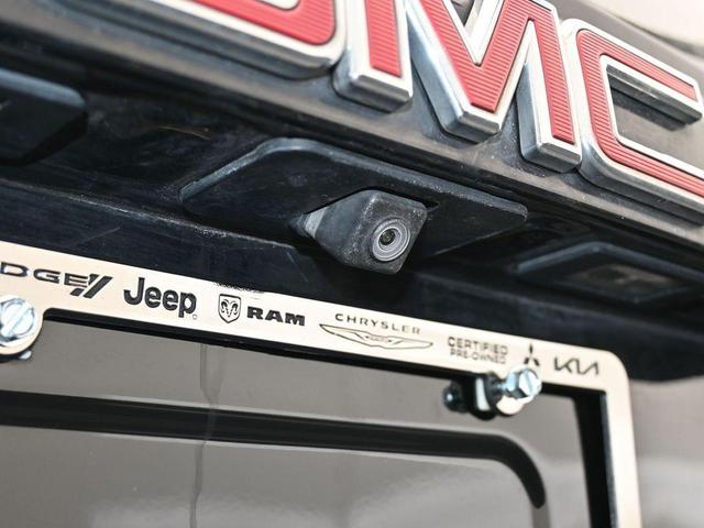 Photo of 2020 Onyx Black GMC Yukon