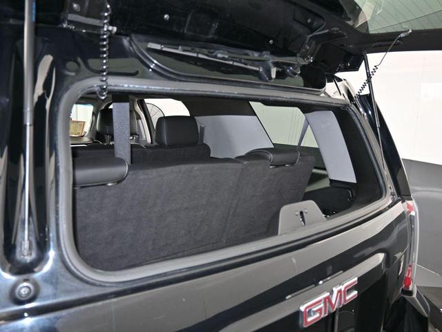 Photo of 2020 Onyx Black GMC Yukon