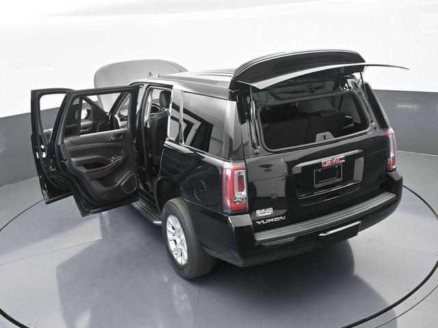 Photo of 2020 Onyx Black GMC Yukon