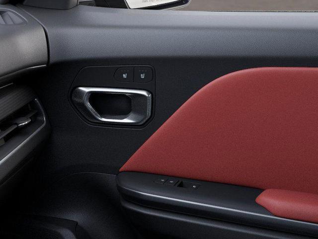 Photo of 2025 Gray Kia K4