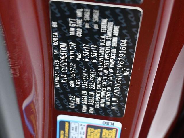 Photo of 2023 Flare Red Kia Carnival