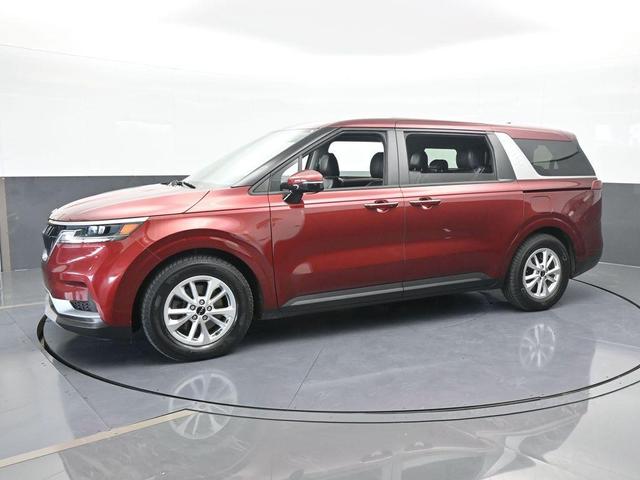 Photo of 2023 Flare Red Kia Carnival