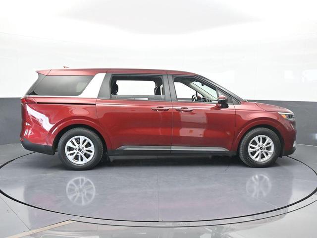 Photo of 2023 Flare Red Kia Carnival