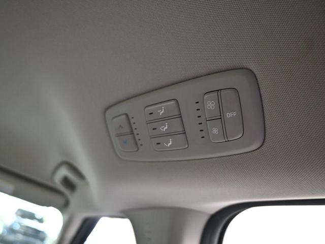 Photo of 2023 Flare Red Kia Carnival