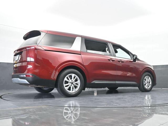 Photo of 2023 Flare Red Kia Carnival