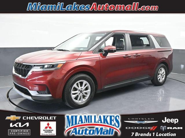 Photo of 2023 Flare Red Kia Carnival
