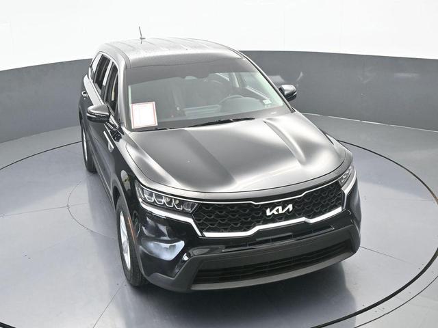 Photo of 2023 Ebony Black Kia Sorento