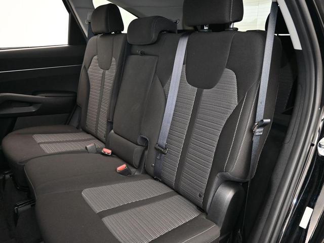 Photo of 2023 Ebony Black Kia Sorento