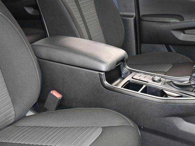 Photo of 2023 Ebony Black Kia Sorento