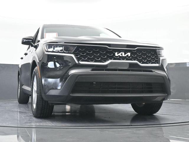 Photo of 2023 Ebony Black Kia Sorento