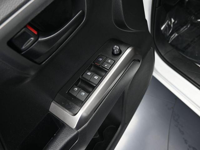 Photo of 2023 Ice Toyota Tacoma