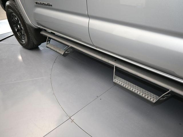 Photo of 2021 Silver Toyota Tacoma