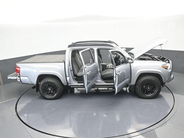 Photo of 2021 Silver Toyota Tacoma