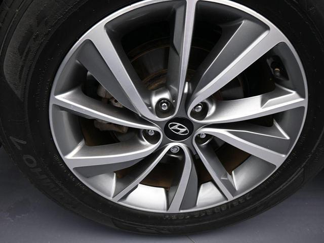 Photo of 2020 Machine Gray Hyundai SANTA FE