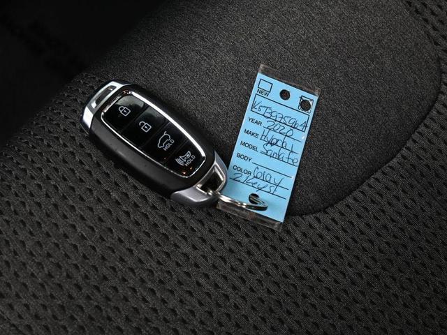 Photo of 2020 Machine Gray Hyundai SANTA FE