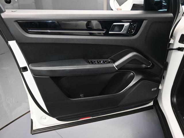 Photo of 2020  Porsche Cayenne
