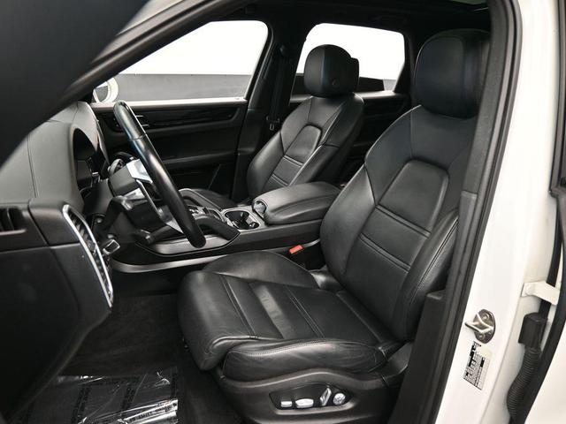 Photo of 2020  Porsche Cayenne