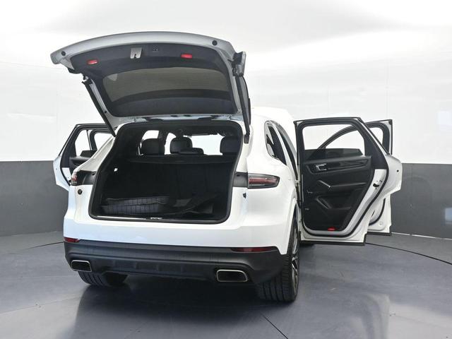 Photo of 2020  Porsche Cayenne